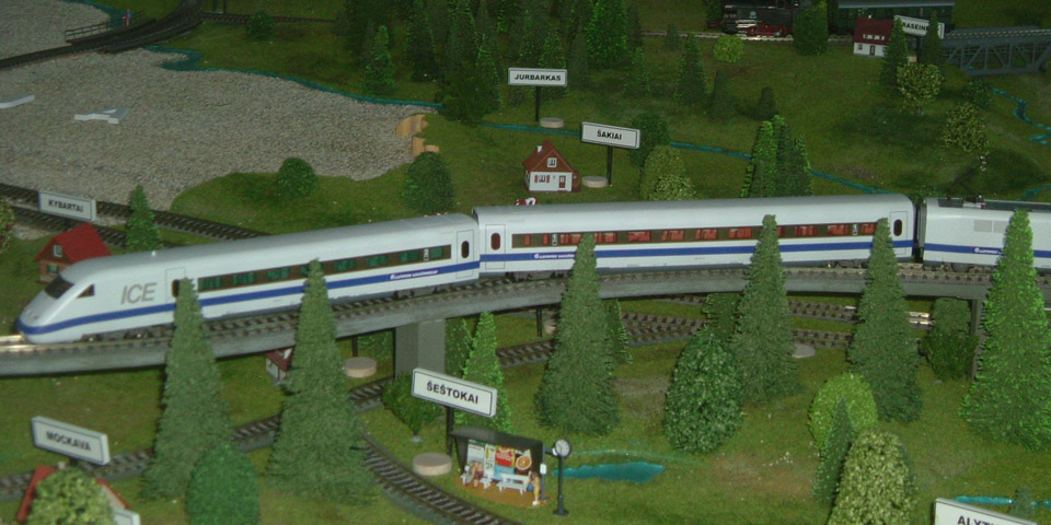 ICE zwischen Mockava und Šeštokai