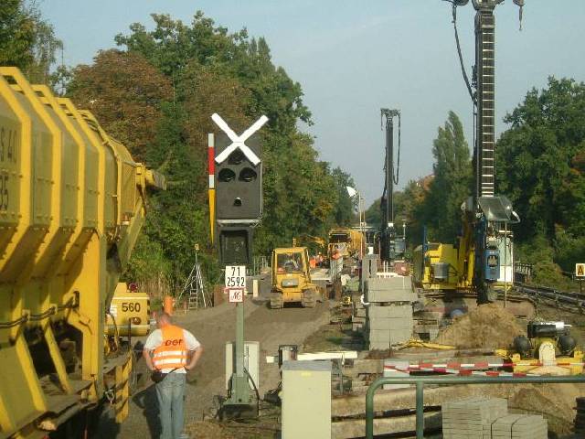Baustelle Drakestraße, Blick vom S-Bahnhof Berlin Lichterfelde West
